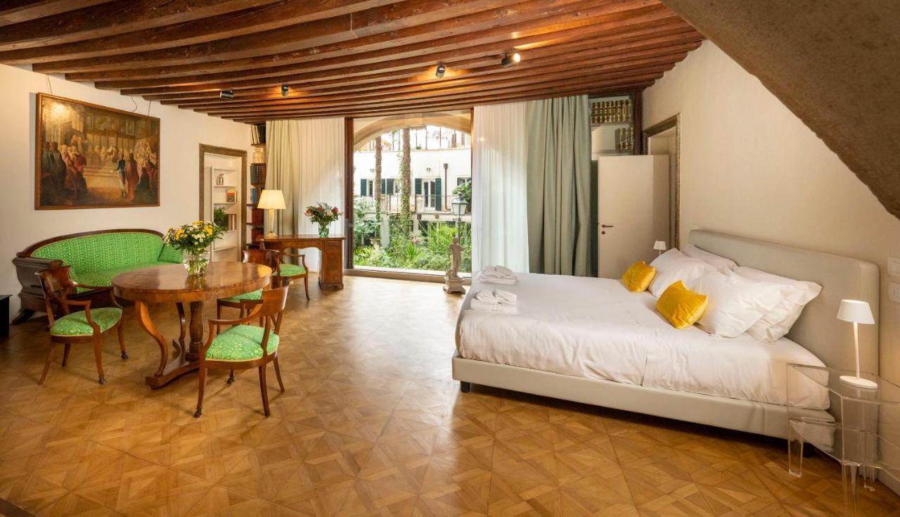 Mocenigo Grand Canal Luxury Suites Βενετία Εξωτερικό φωτογραφία
